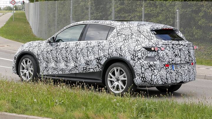 Mercedes EQC Mk2-4