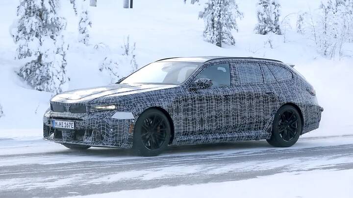 imgi_24_BMW M5 Touring facelift newcarscoops  002