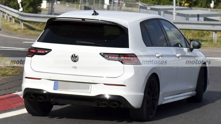 volkswagen-golf-r-350-2026-fotos-espia-2025109745-1756194086_7