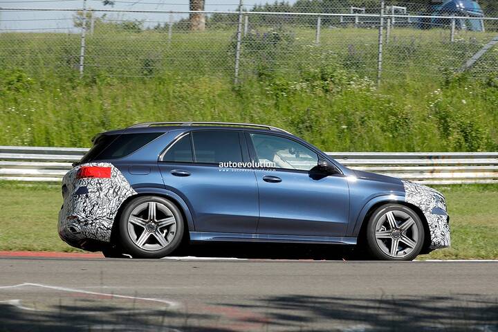 2027-mercedes-benz-gle-and-gls-continue-testing-at-the-nurburgring-nordschleife_29