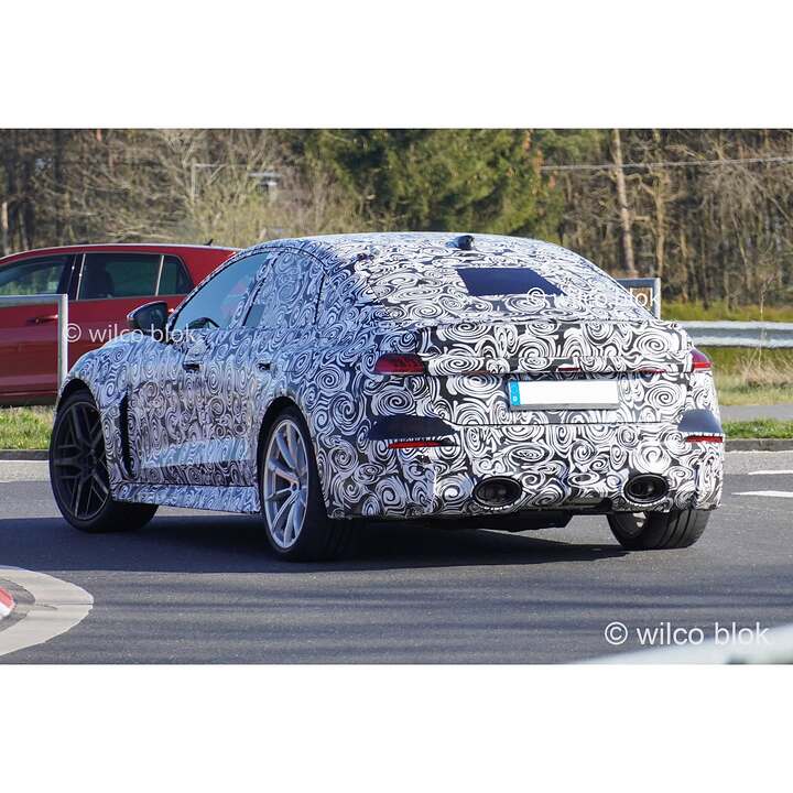 94222 Audi reveals the new RS514bd