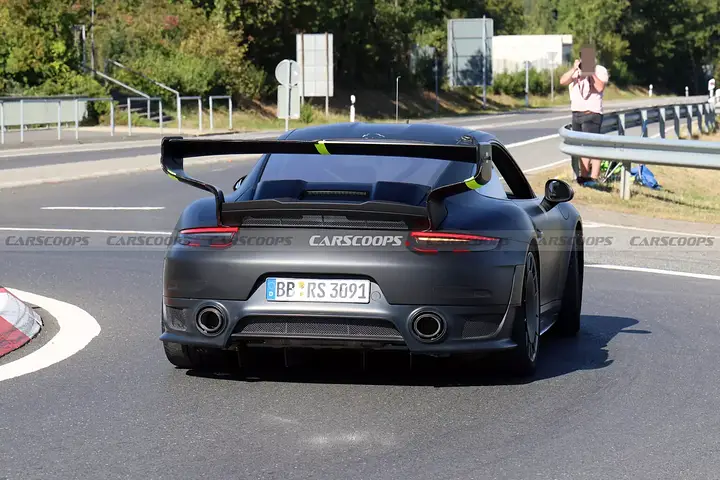 Porsche-Manthey-Flachbau-825-16-1536x1024