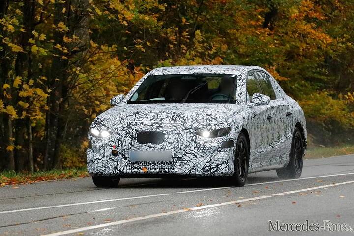 imgi_3_spy-shot-debuet-erste-bilder-von-der-mercedes-e-klasse-eq-239415