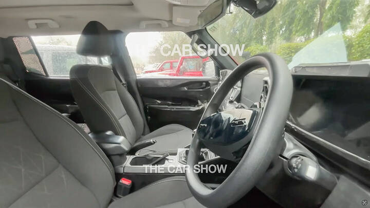 huge-mahindra-test-car-convoy-spied-inchandigarh-11