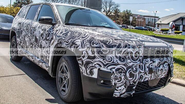 jeep-cherokee-2026-fotos-espia-interior-2025107890-1745588823_6