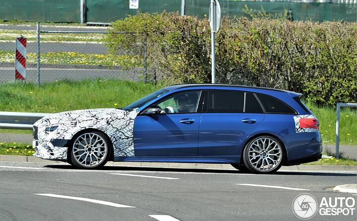 mercedes-amg-c-53-estate-s206-newcarscoops_8