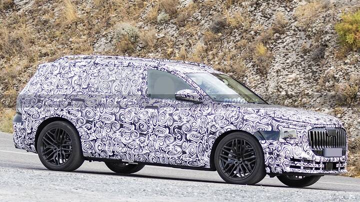 Audi confirma el Q9, un mastodonte de lujo con 7 plazas que apunta directo al Mercedes GLS 8