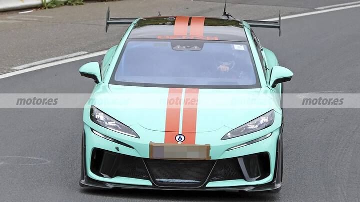 imgi_111_denza-z9gt-xtreme-fotos-espia-nurburgring-2026116024-1787659895_2