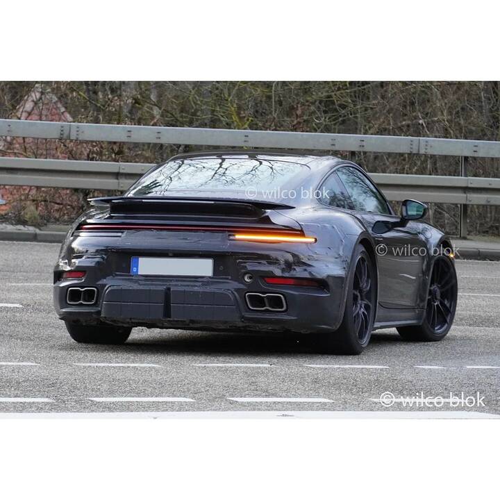 Facelift version of the Porsche 911 Turbo Simage