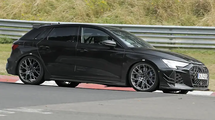 Audi RS3 GT -front angled_dzljzw