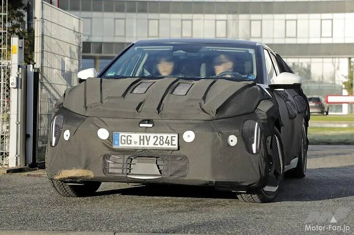 Kia-EV4-Hatchback-002-1024x682