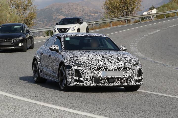 new-audi-rs-5-sportback-is-almost-ready-to-hunt-bmw-m3s-and-mercedes-amg-c-63s_3