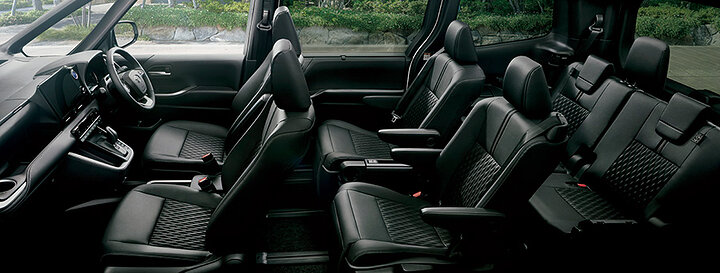 Noah S-Z (7-seater 2WD Aero hybrid model) (Interior color: Black) (Models with options shown)