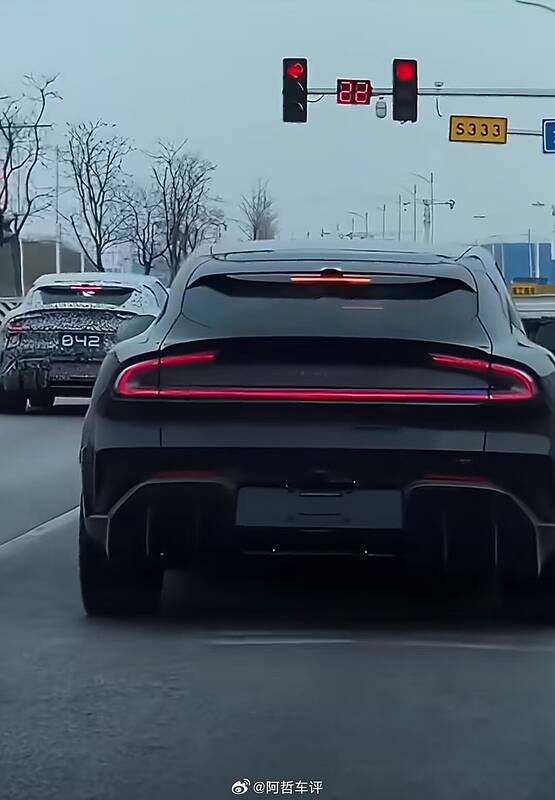 62d52eadly1iaql91ijq0j20tz1757ae