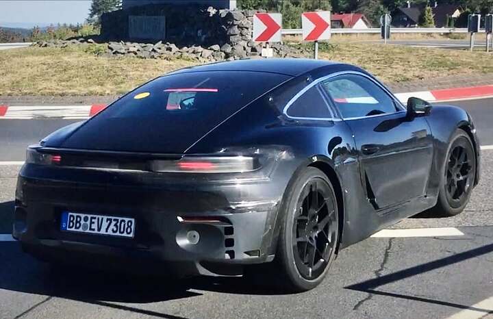 💥💥💥💥💥New spyshots 2027 Porsche 718 Cayman EV #carspy #carspyshots #spyshots #erwischt📸 #er