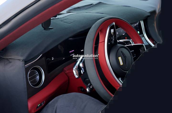 imgi_54_bentley-s-first-production-ev-shows-porsche-cayenne-electric-inspired-cockpit_3
