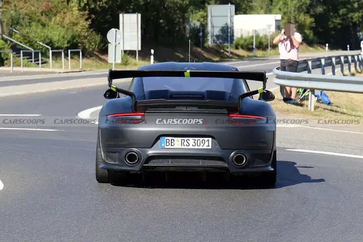 Porsche-Manthey-Flachbau-825-17-1536x1024