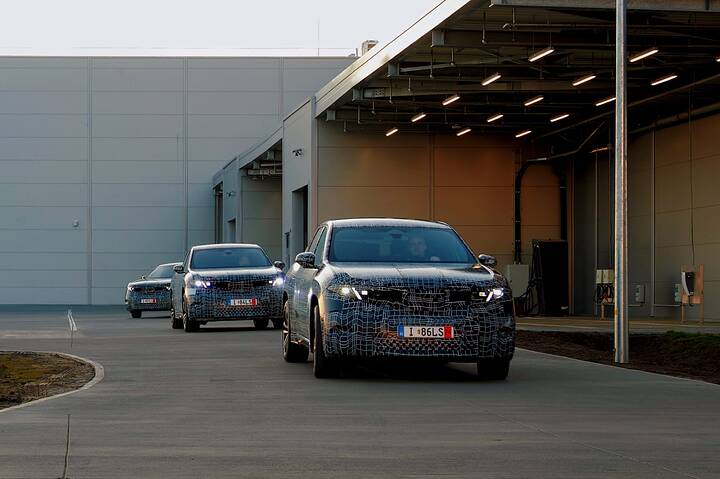 BMW-Werk-Debrecen-iX3-NA5-Produktion-Vorbereitung-02