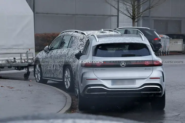 2027-Mercedes-GLC-EQ-7-Seat-1202-9-1536x1026