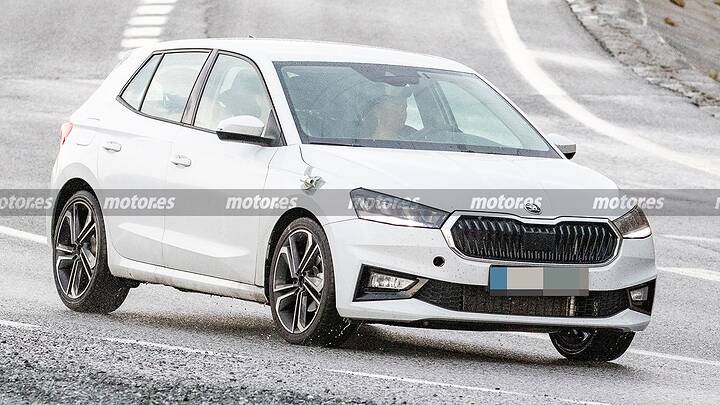 skoda-fabia-pruebas-euro-7-fotos-espia-2025109353-1753525466_4