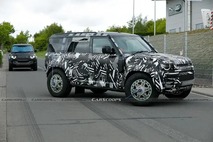 Land-Rover-Defender-Extreme-Spy-Shots--newcarscoops-27