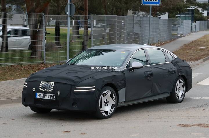 2025-genesis-electrified-g80-lwb-shows-its-facelifted-silhouette-for-the-first-time_12