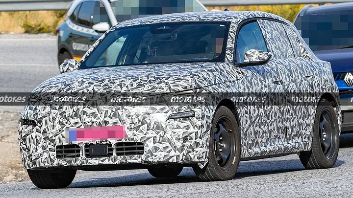 peugeot-e-208-2027-fotos-pruebas-desarrollo-2026116749-1790857492_5