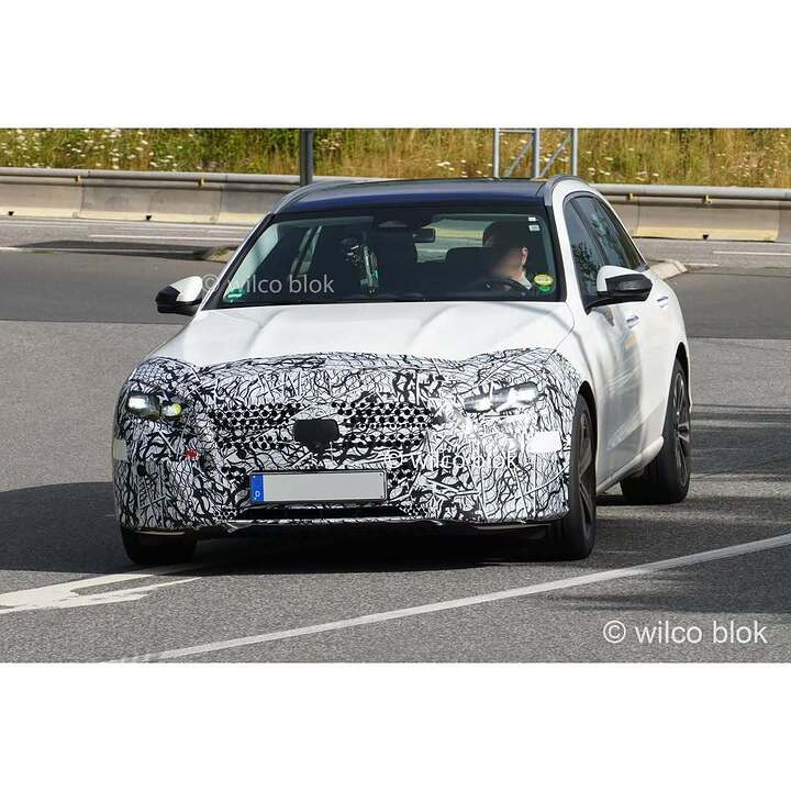 Mercedes C-class facelift is on the way, featuring redesigned headlights and taillights plus up