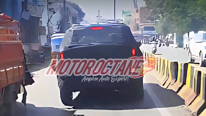 kia-carens-facelift-spied-ahead-of-launch
