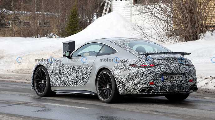 2024-mercedes-amg-gt-s-e-performance-rear-view-spy-photo (1)