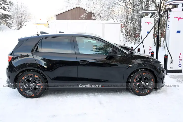 VW-ID-Polo-R-Line-Scoop-SH-Proshots-8-2048x1366