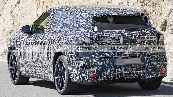 BMW ya tiene listo el iX3 más potente que verás pronto… no es un M puro, pero te va a sobrar 14