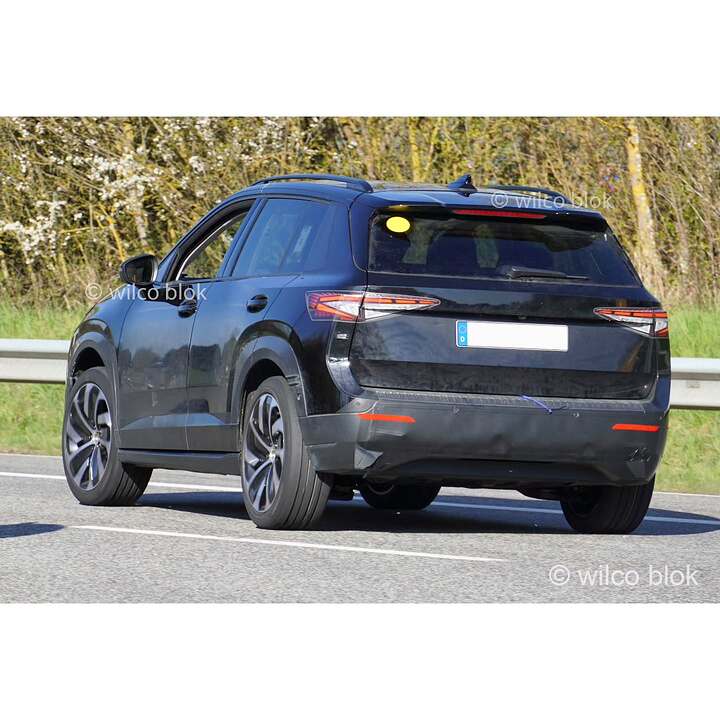 2027 Skoda Epiq electric SUV-newcarscoops-cde82e