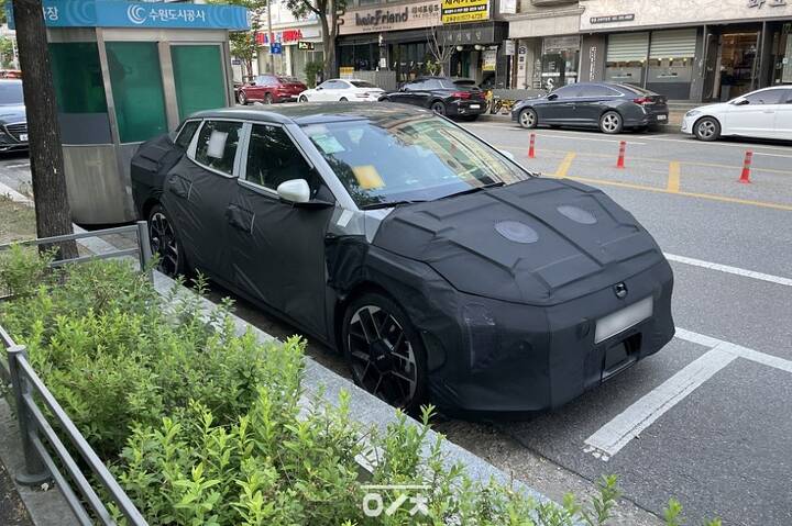 thumb-db90b17ac1f31bc00c1462d06fb4ac16_1749011943_2077_950x633