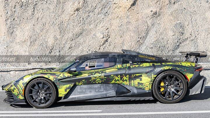 aston-martin-valhalla-amr-2027-fotos-newcarscoops-2026113948-17777463389