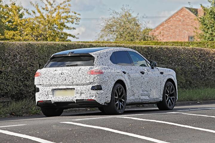 imgi_88_bentley-s-urban-ev-identifies-as-a-smaller-bentayga-in-new-spy-shots_33