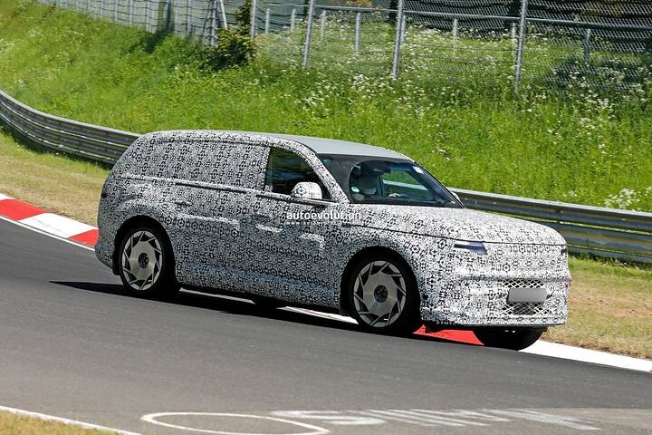 2026-genesis-gv90-three-row-luxury-electric-suv-caught-lapping-the-nurburgring-in-anger_5
