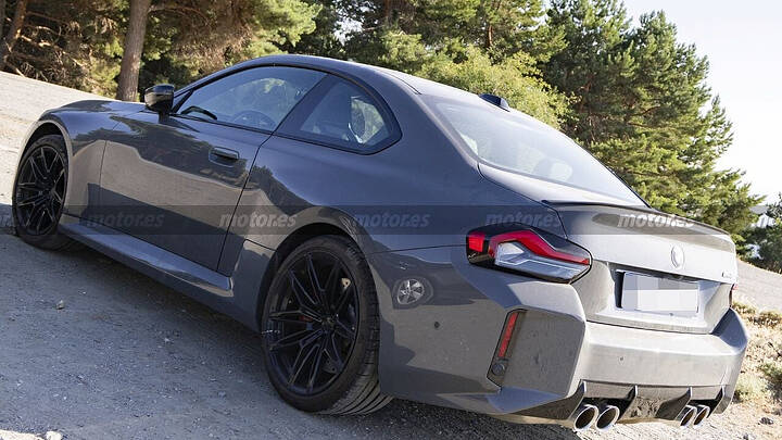 2026 BMW M2 xDrive_newcarscoops_0014