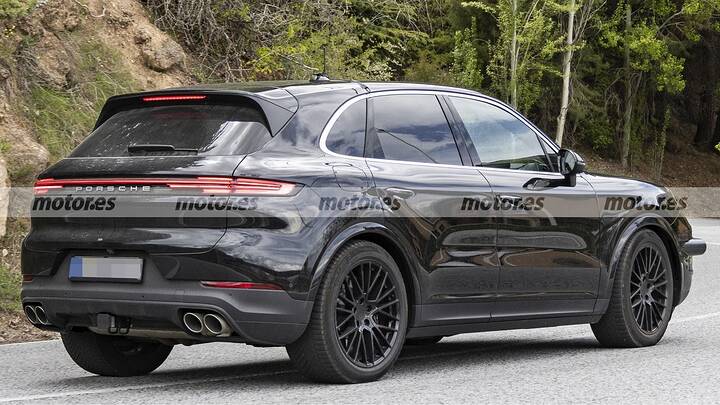 porsche-cayenne-2027-fotos-espia-2025108152-1747241901_10