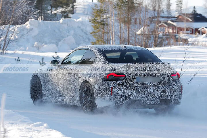 El nuevo BMW M2 CS se traslada a las pruebas de invierno tras un larg (13)