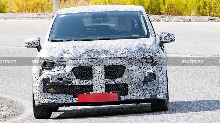 El nuevo Clio híbrido de 160 CV se queda corto, se descubre el secreto de Renault que apunta a las siglas RS 1