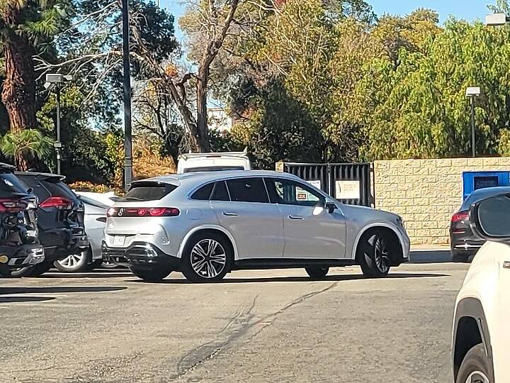 2026 Mercedes GLC with EQ Technology spotted in US. #2026mercedesglcev #spotted #testing #spysho