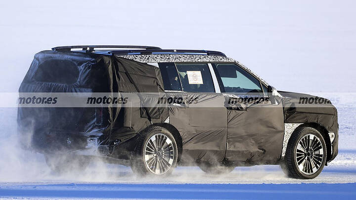 2027-hyundai-santa-fe-newcarscoops0011