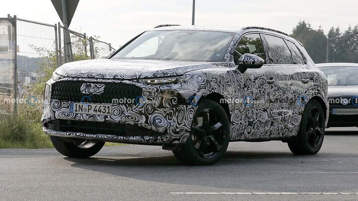 2025-audi-q3-spy-photo (3)