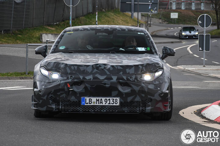 mercedes-amg-gt-4-door-coupe-ev-c1825-c205827032025210737_3