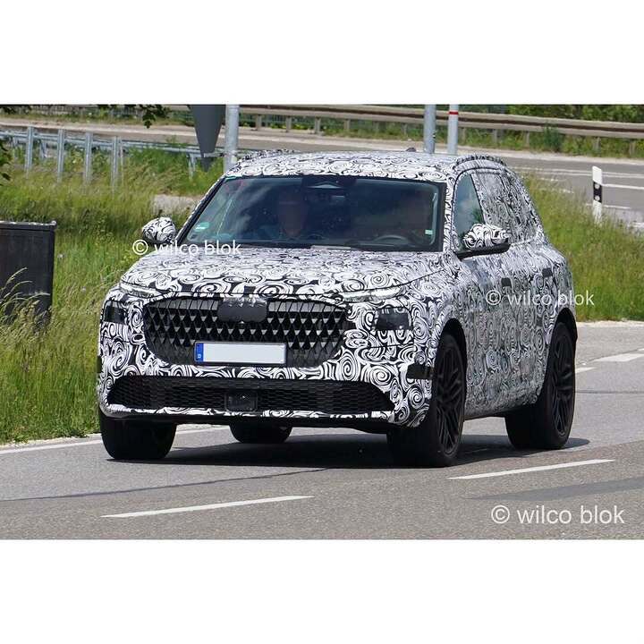 New Audi Q7 spotted in Ingolstadt!#Audi #q7 #audiq7 #quattro #sq7 #sline #prototype #erlkönig #spyshot #carspy #Germany #luxury #lifestyle #suv #vorsprungdurchtechnik