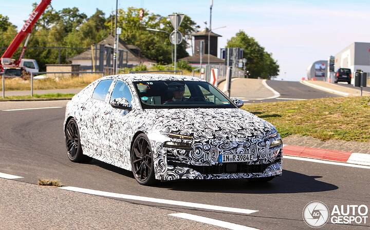 Audi RS6 Sedan E-Tron
