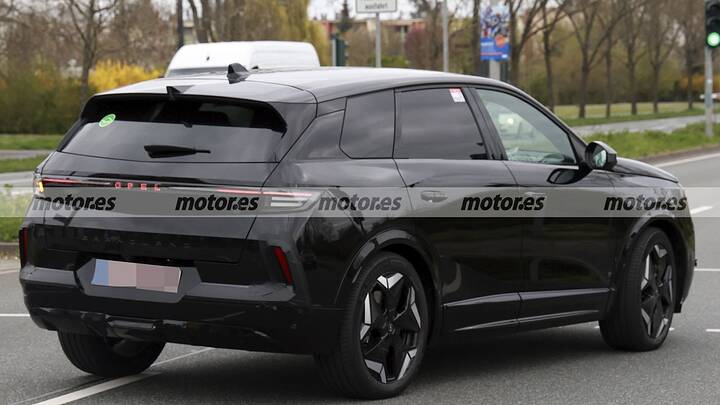 opel-grandland-gse-2026-fotos-espia-2025107558-1743855533_18