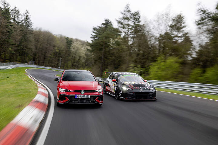 Golf GTI EDITION 50 (11)