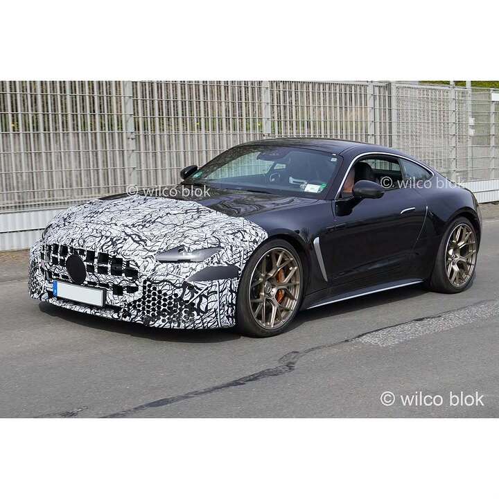 Mercedes-AMG GT facelift spied in Nürburg!#Mercedes #amg #amggt #Erlkönig #nürburgring (1)